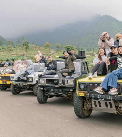 Paket Jeep Spesial Dieng Midnight